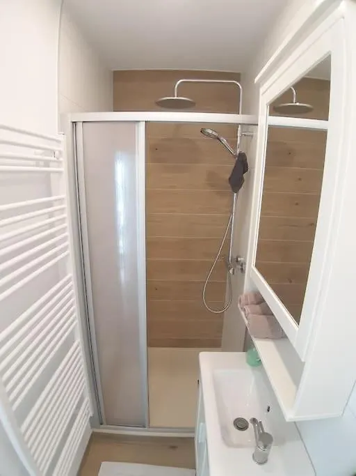 Apartmán Gemuetliche Wohnung Mit Geteiltem Essbereich Am Rande Des Bremer Viertel